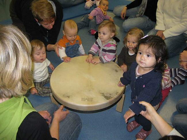 babies-mit-trommel.jpg